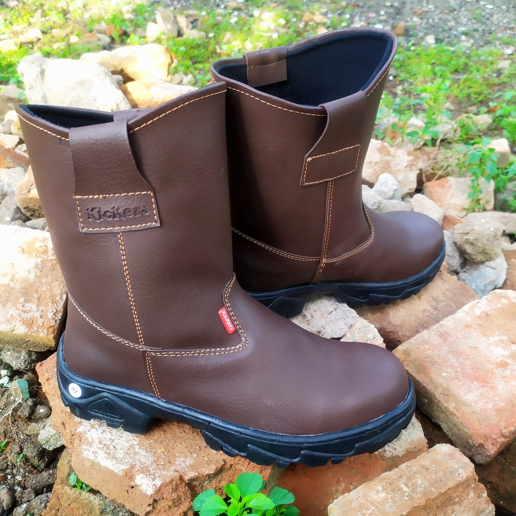 Sepatu safety sale boots