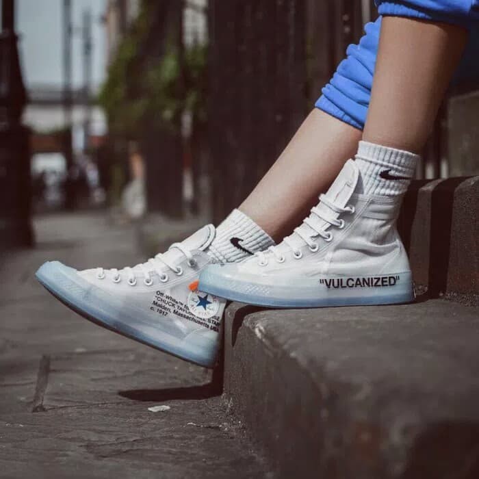 Harga on sale converse vulcanized