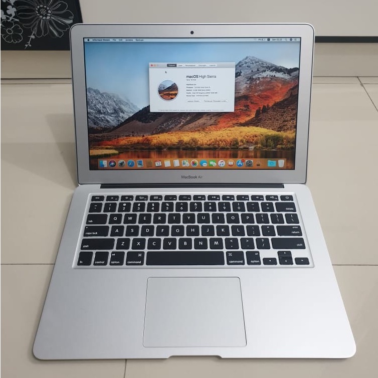 Jual MacBook Air 2017 Core i5 8GB 128GB 13inch SECOND UNIT ...