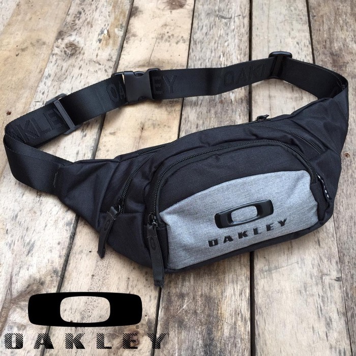 Waist bag online oakley