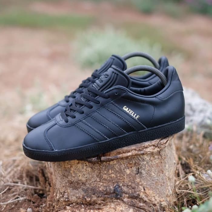 Gazelle on sale full black