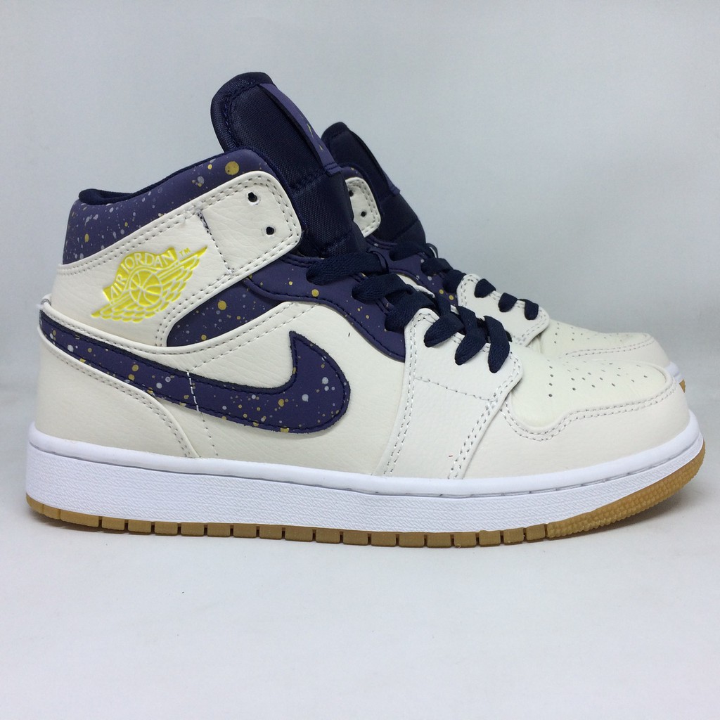 Jual Nike Air Jordan 1 Retro Mid Jeter Shopee Indonesia