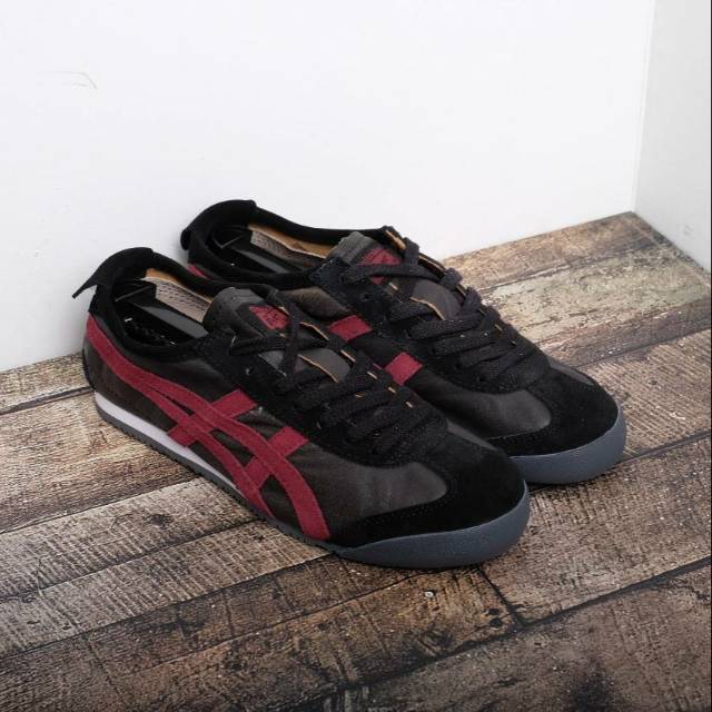 Onitsuka store tiger merah