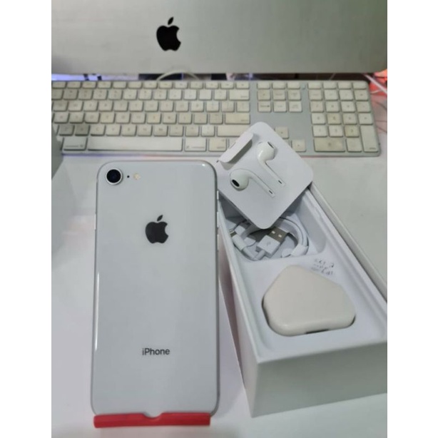 Jual iPhone 8 64GB Silver Like New | Shopee Indonesia