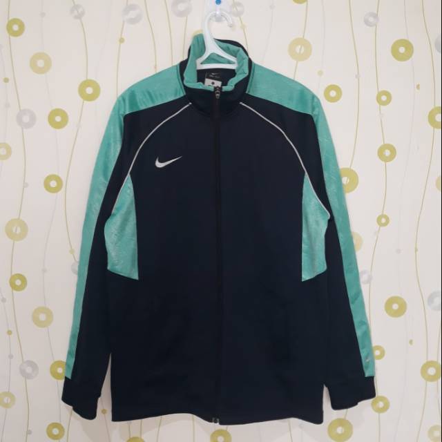 Jaket nike shop dri fit