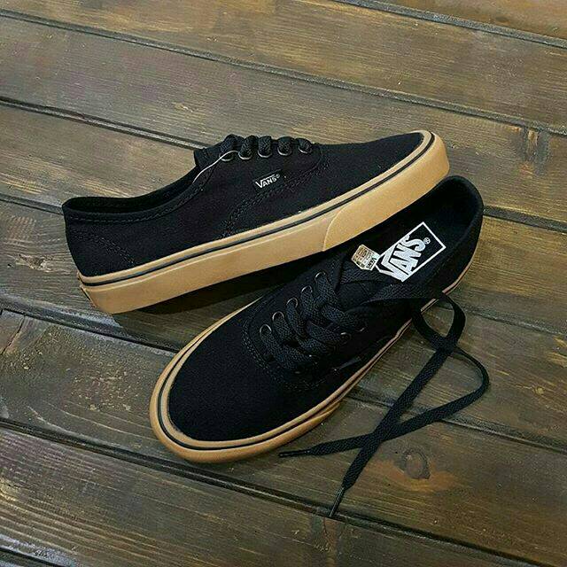 Vans authentic black gum ifc store