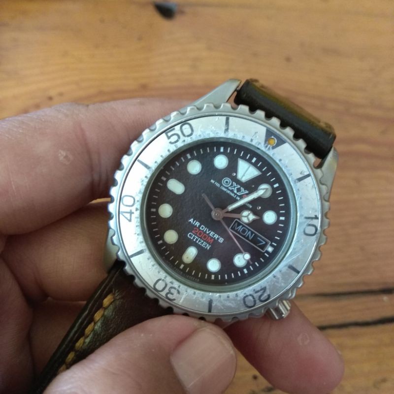 Citizen oxy clearance diver