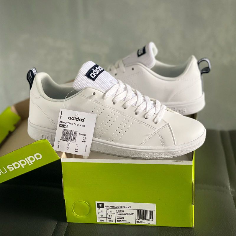 Adidas neo shop white casual shoes