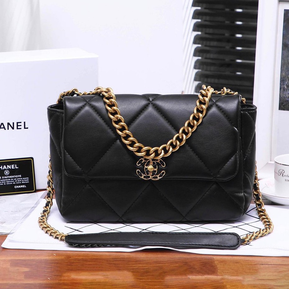 Chanel 19 Flap Bag WVL211013