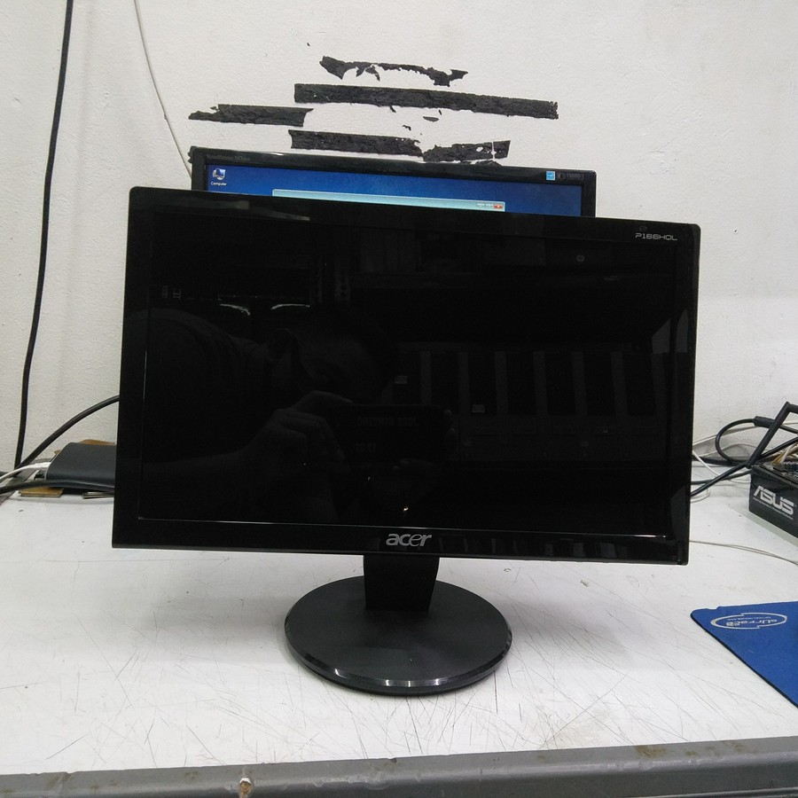 acer p166hql spesifikasi