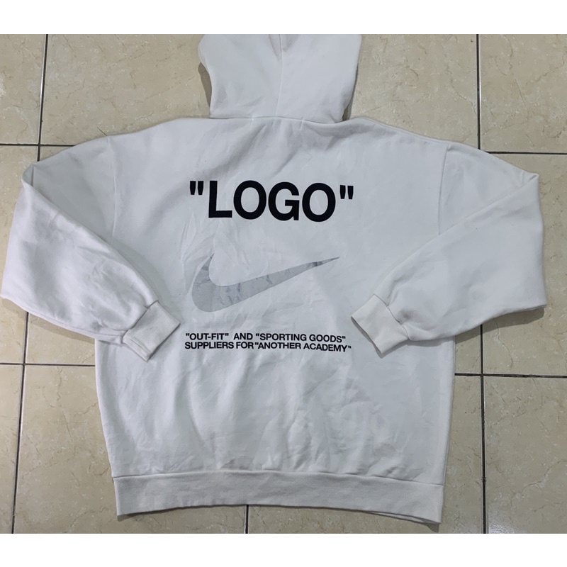 Nike off sale white logo hoodie