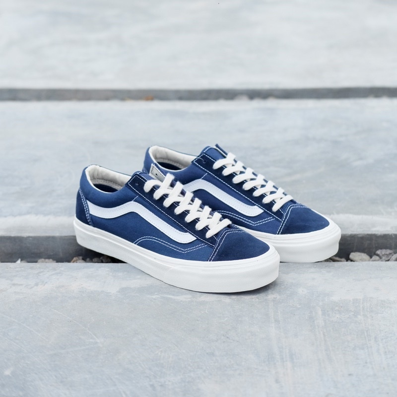 Vans style hotsell 36 suede