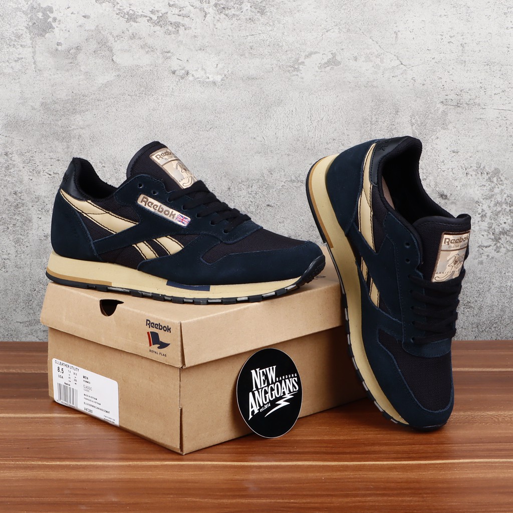 Jual Bonus Paperbag Kaos Kaki Tali Sepatu Reebok Classic