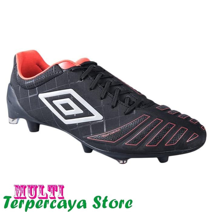 Umbro ux accuro 2025 pro hg