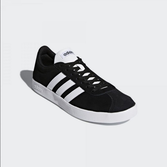 Adidas outlet 2024 di bekasi