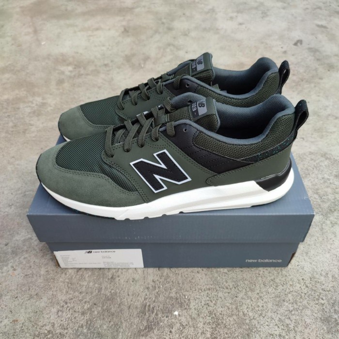 New balance store 009 dark green