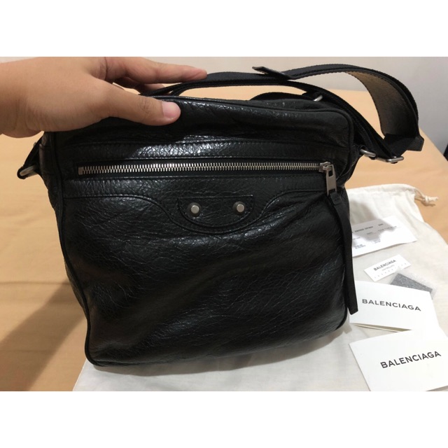 Balenciaga best sale reporter bag