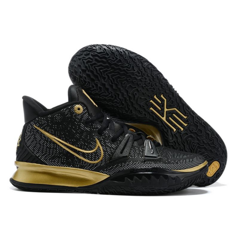 Kyrie irving shoes black best sale and gold