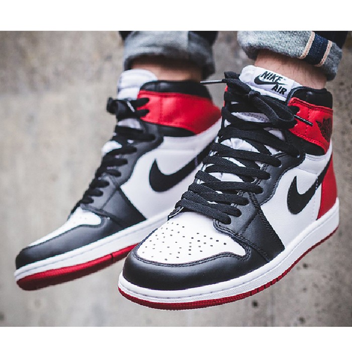 Sepatu Nike Air Jordan 1 Retro Black Toe Premium Original Sneakers