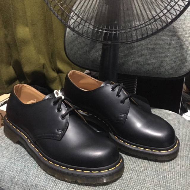 Dr martens 1461 store harga