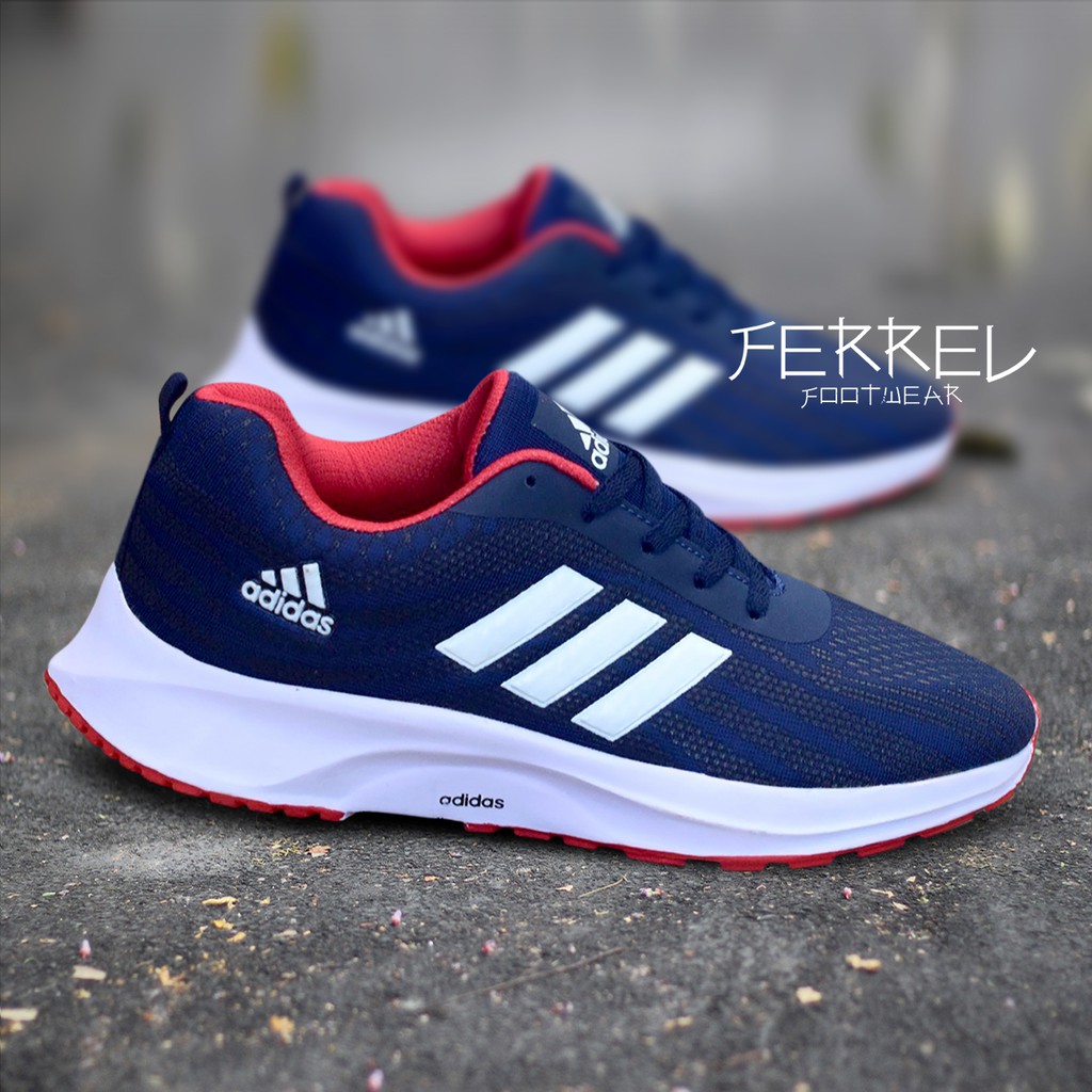 Sepatu running adidas on sale zoom