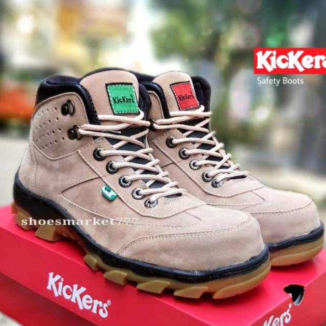 Sepatu discount kickers boots