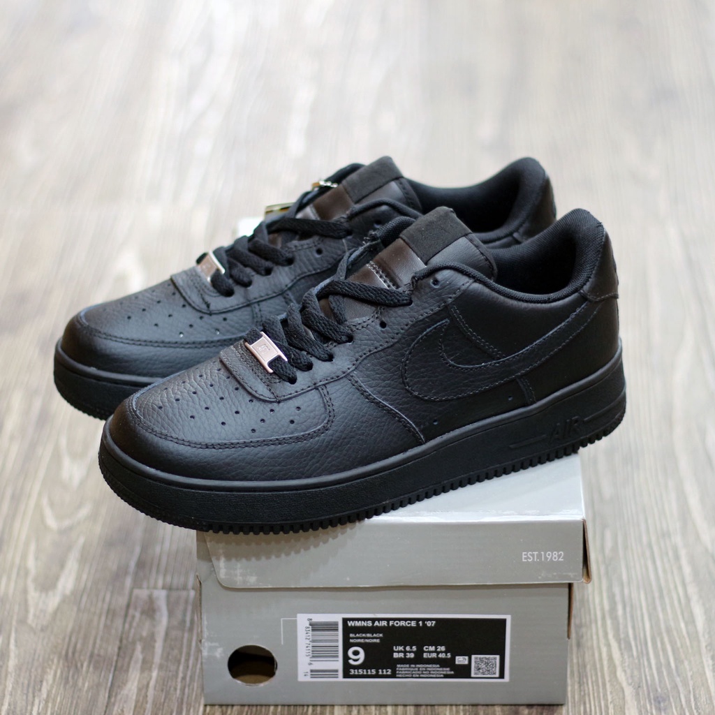 Air force 1 full black sale