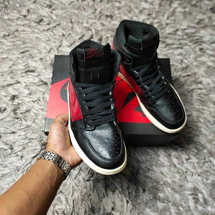 Jordan 1 couture on sale crease