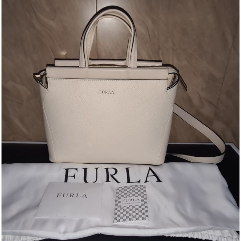 Furla bag best sale made in bulgaria