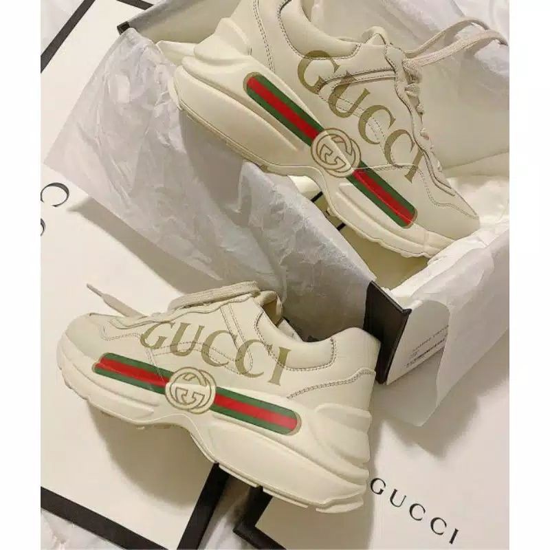 Harga sepatu cheap gucci sneakers