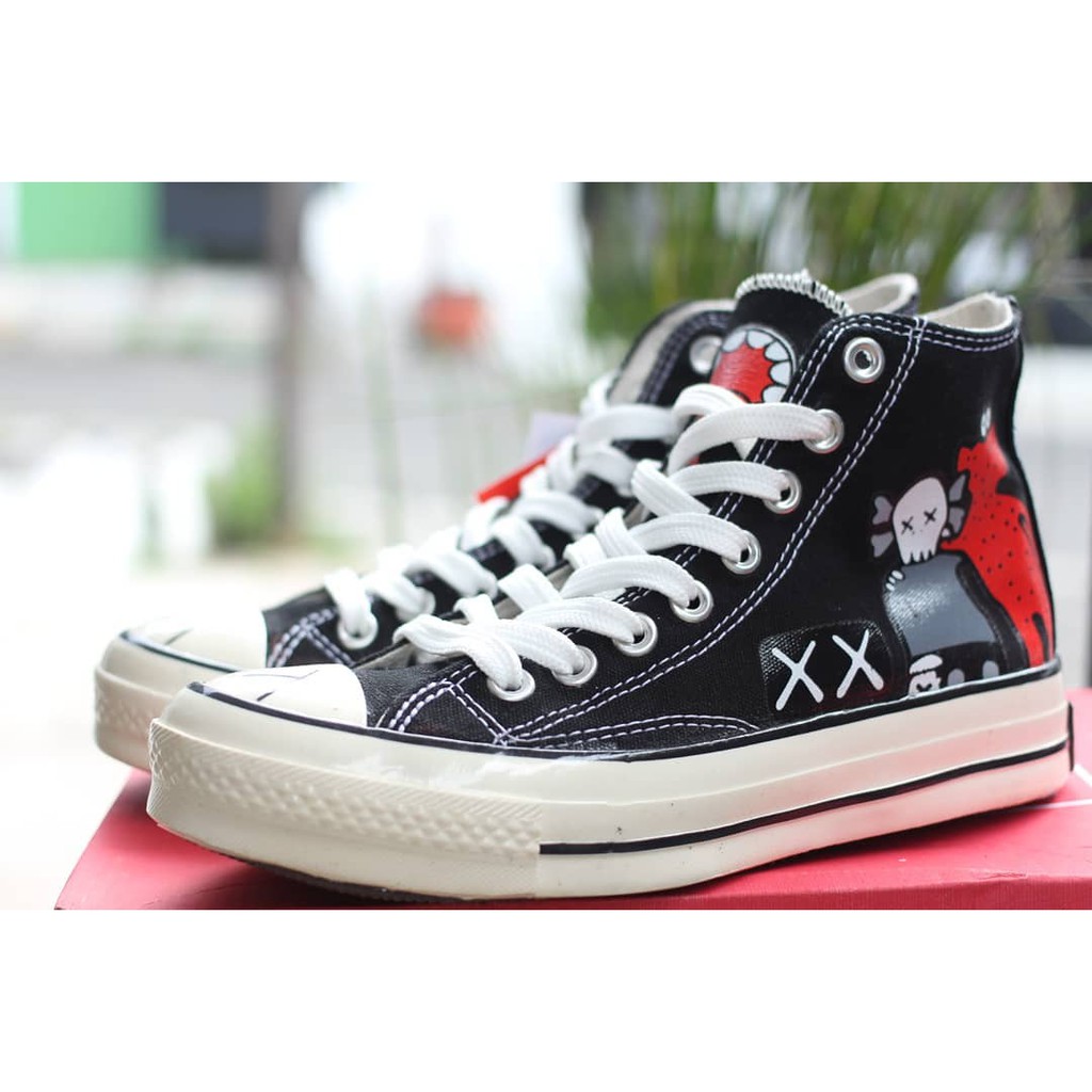 Converse kaws original hotsell