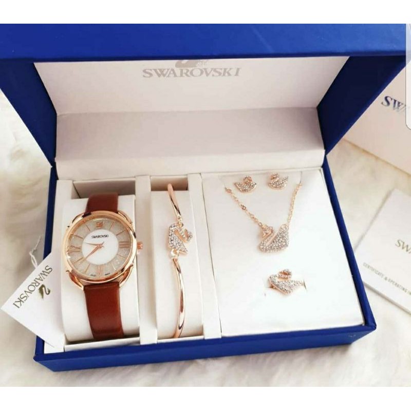 Harga outlet jam swarovski