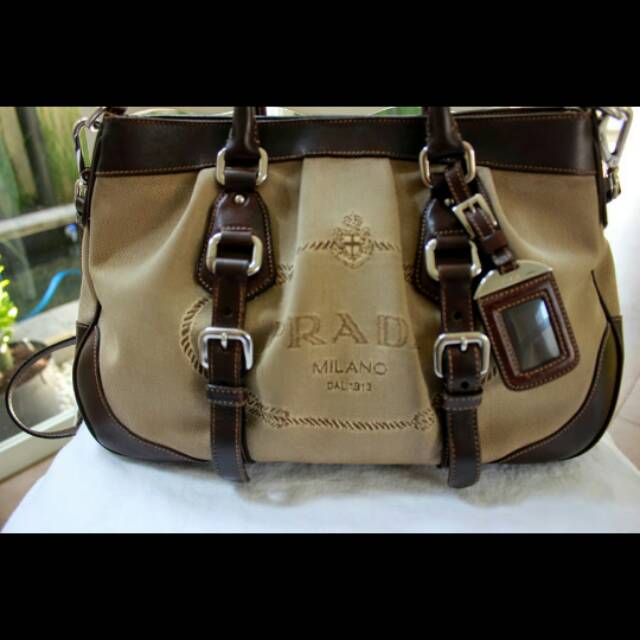 Jual Tas prada canvas authentic Shopee Indonesia