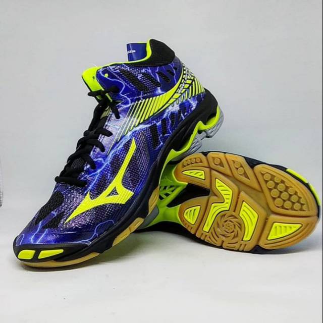 Mizuno wave lightning z4 mid 2018 sale