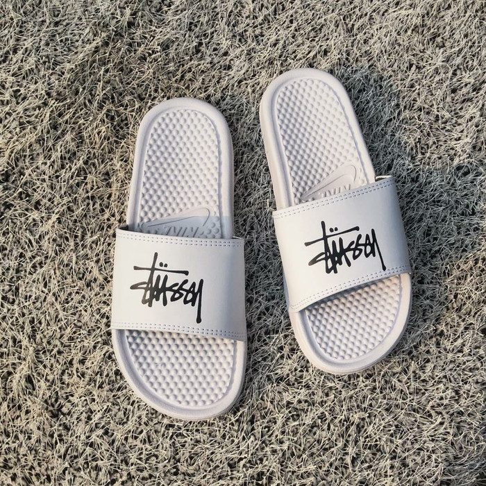 Nike benassi x stussy hot sale original