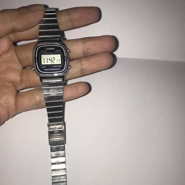 Casio la670w hot sale