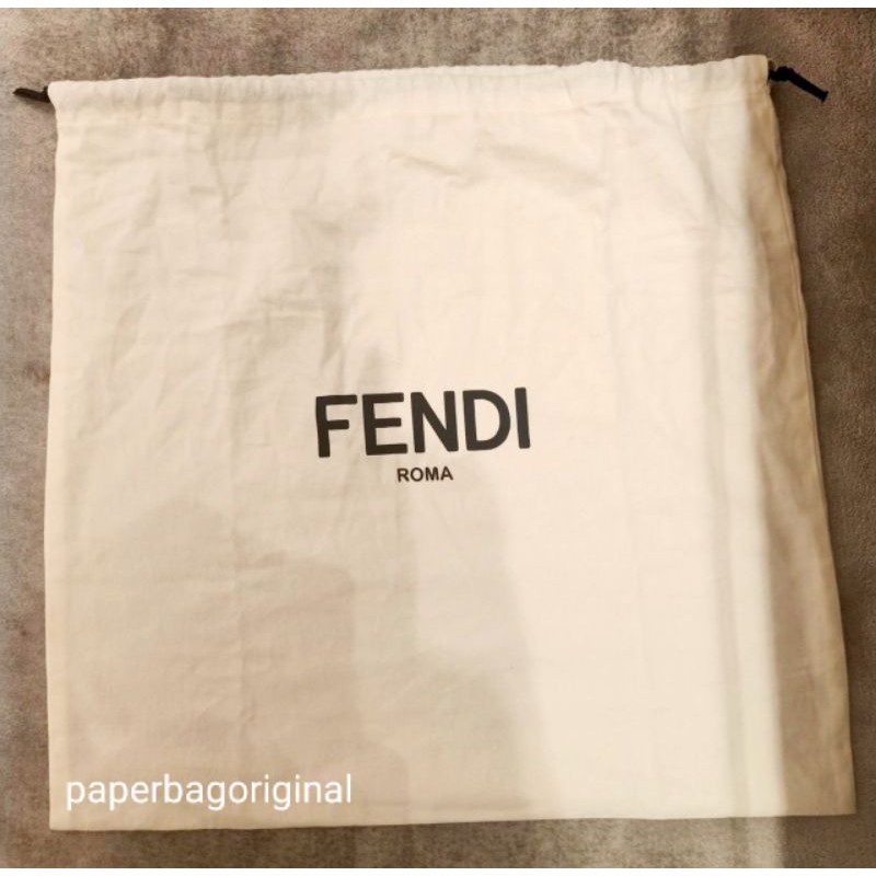 Dust bag outlet fendi