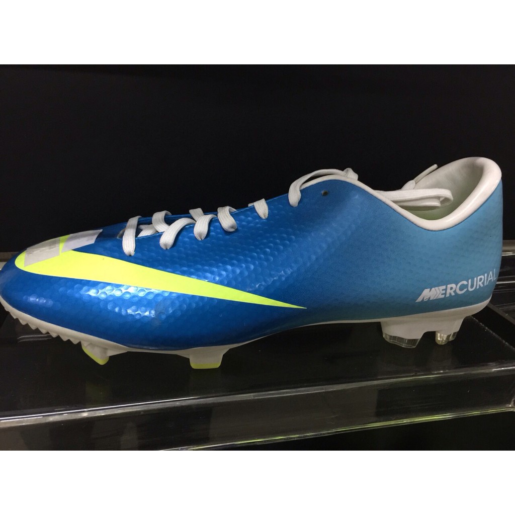 Sepatu bola nike sales mercurial victory