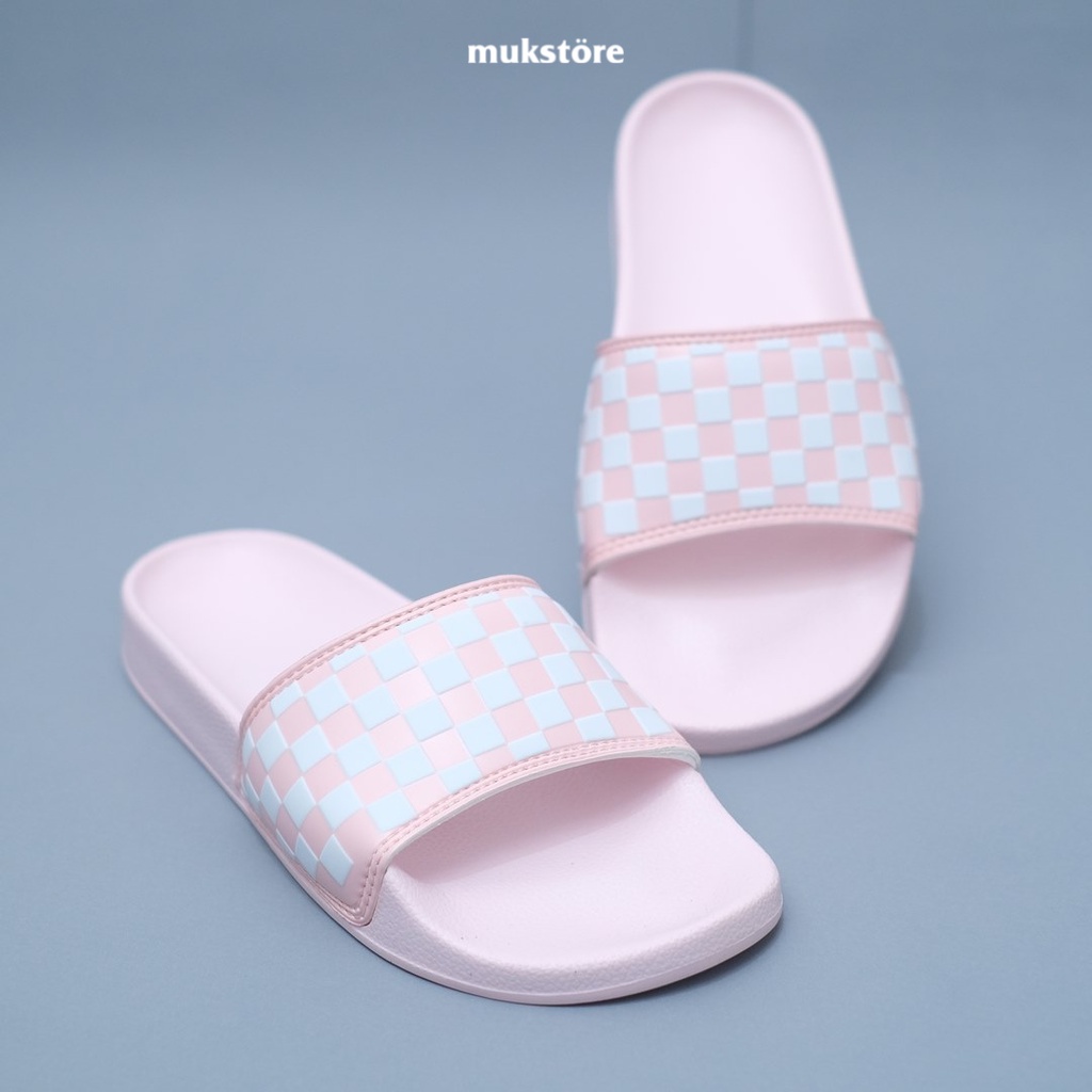 Vans checkerboard 2024 slides pink