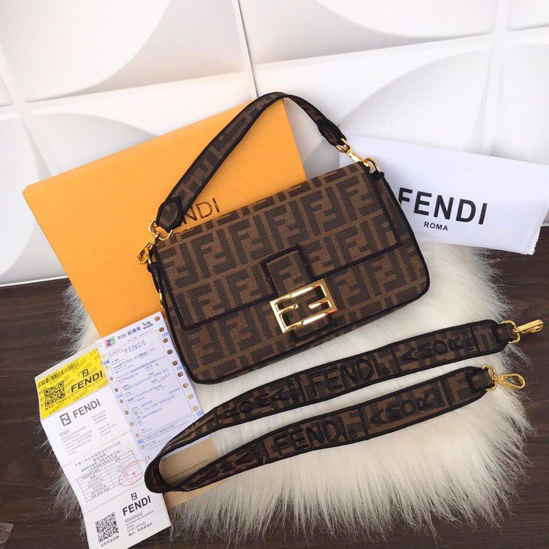 Harga bag 2024 fendi original