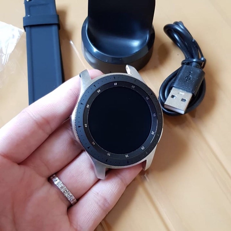 Harga second cheap samsung gear s3