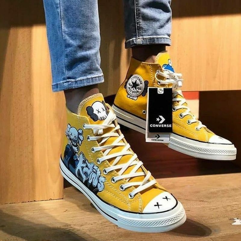 Converse 70s x store kaws