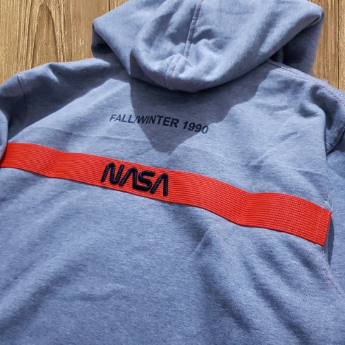 Harga hoodie discount nasa h&m ori