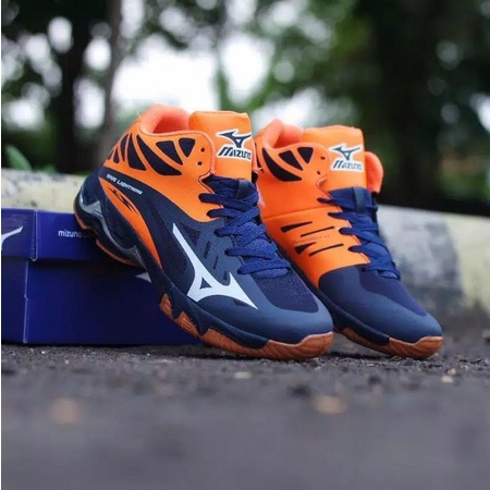 Harga mizuno wave outlet lightning z mid