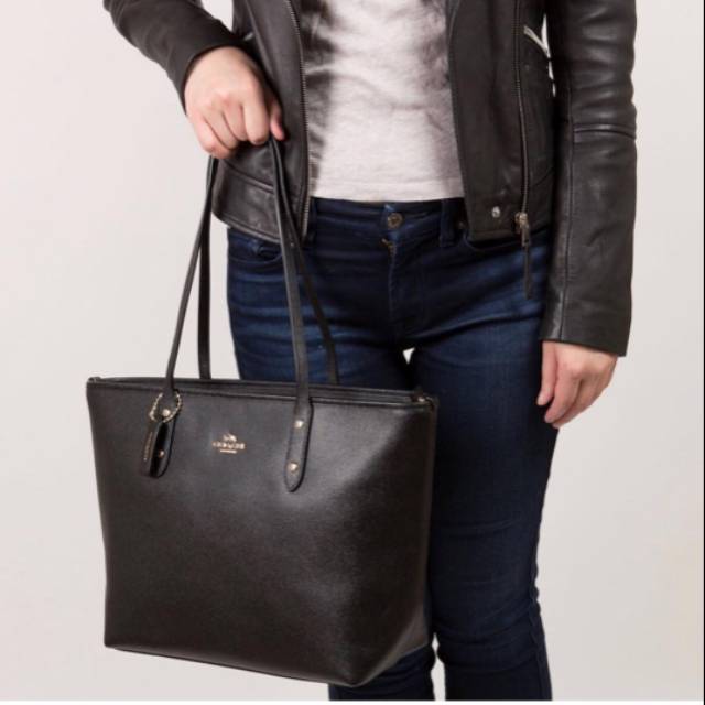 Coach city cheap zip tote black