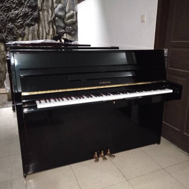 Yamaha deals m1j piano