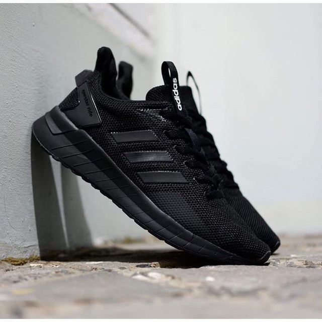 Adidas questar ride full black best sale