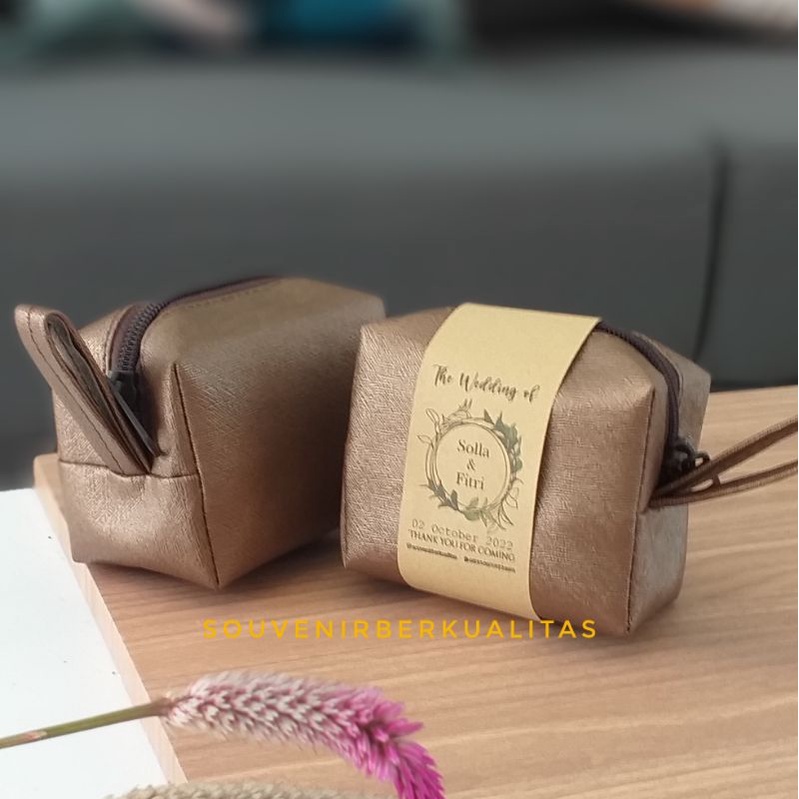 Souvenir pouch 2025