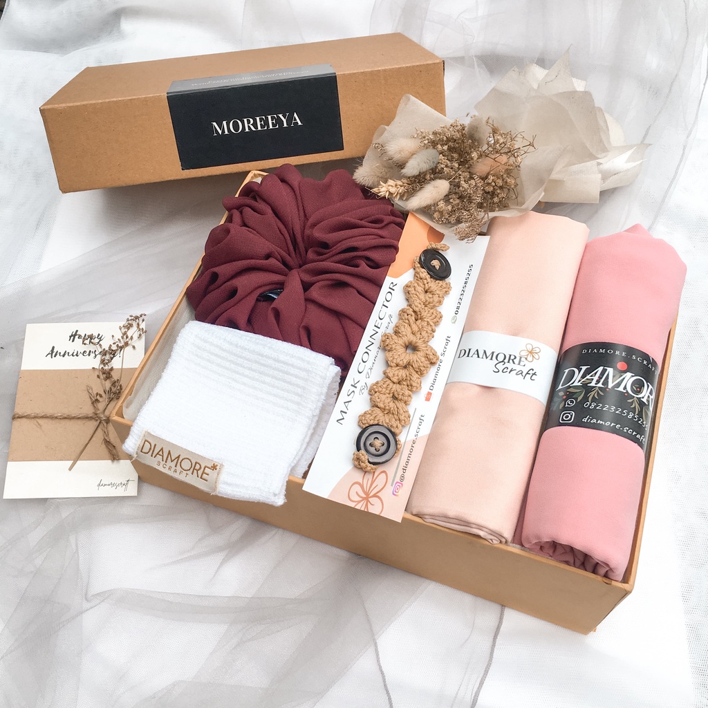 Hampers hijab store