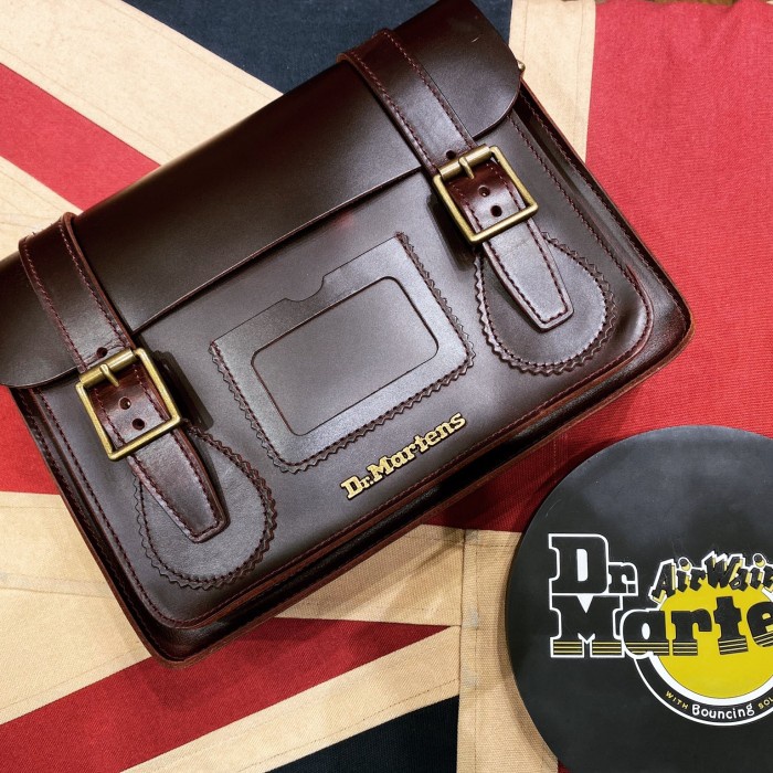 Dr martens hotsell nylon tas